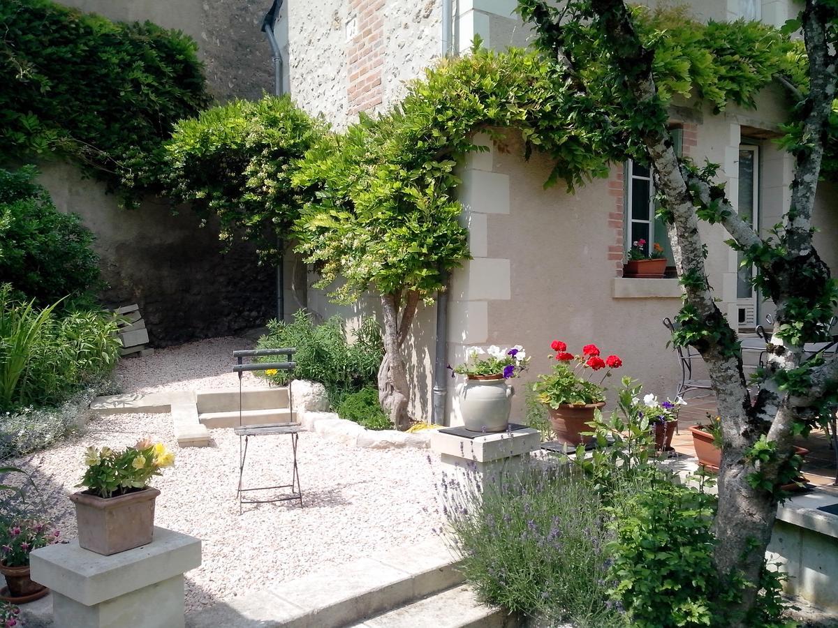 Le Petit Jardin Yoyo Hotel Monts Eksteriør billede