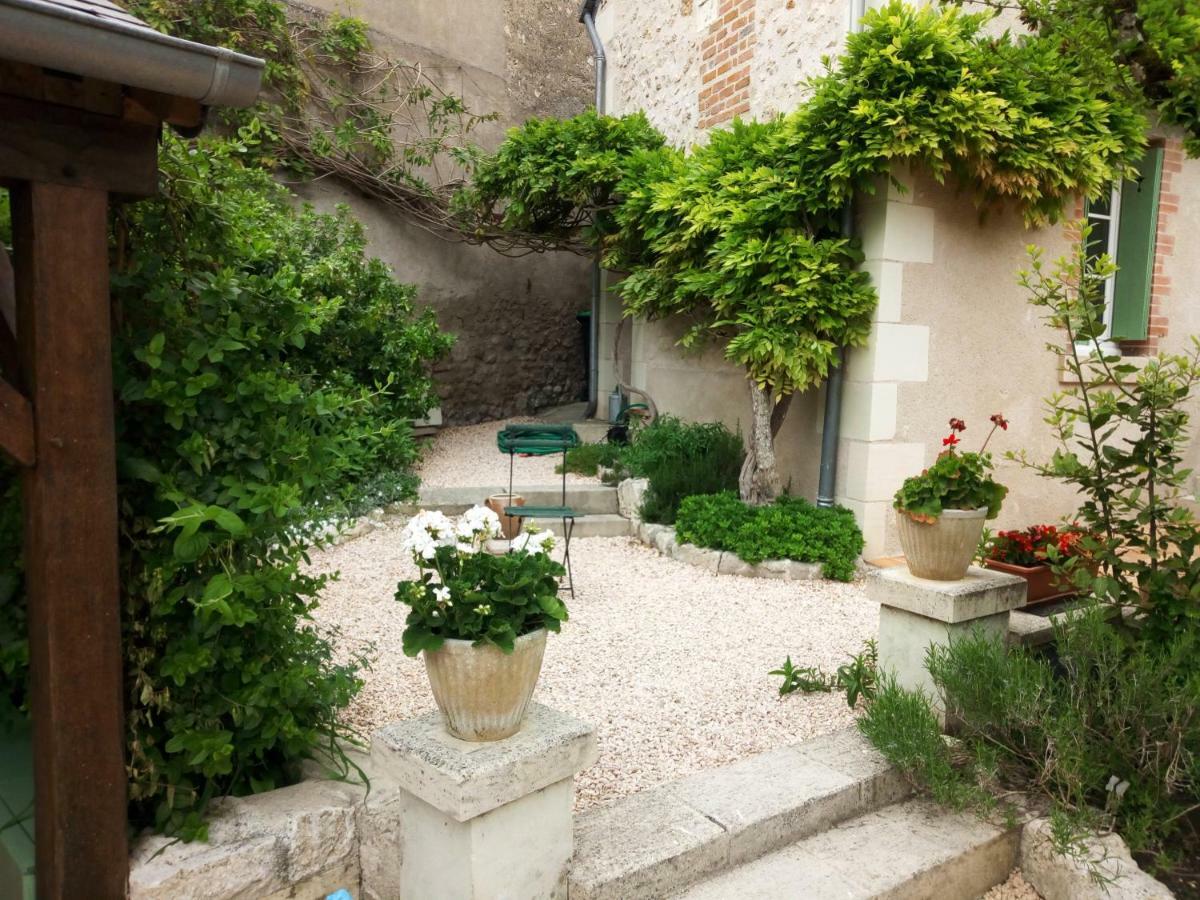 Le Petit Jardin Yoyo Hotel Monts Eksteriør billede